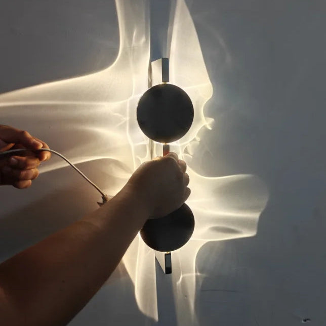 Arandela Orgânica Contemporânea – 1 ou 2 Pontos de Luz, Projeção Cênica e Iluminação por Sombras