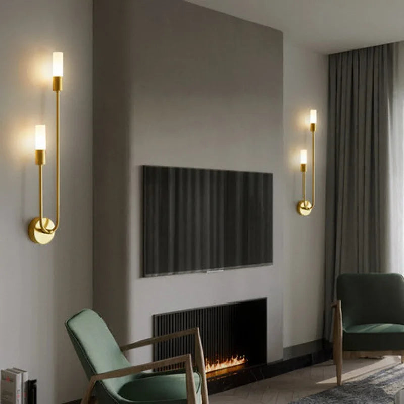 Arandela de Parede Duo – Iluminação Sofisticada em Dourado e Preto